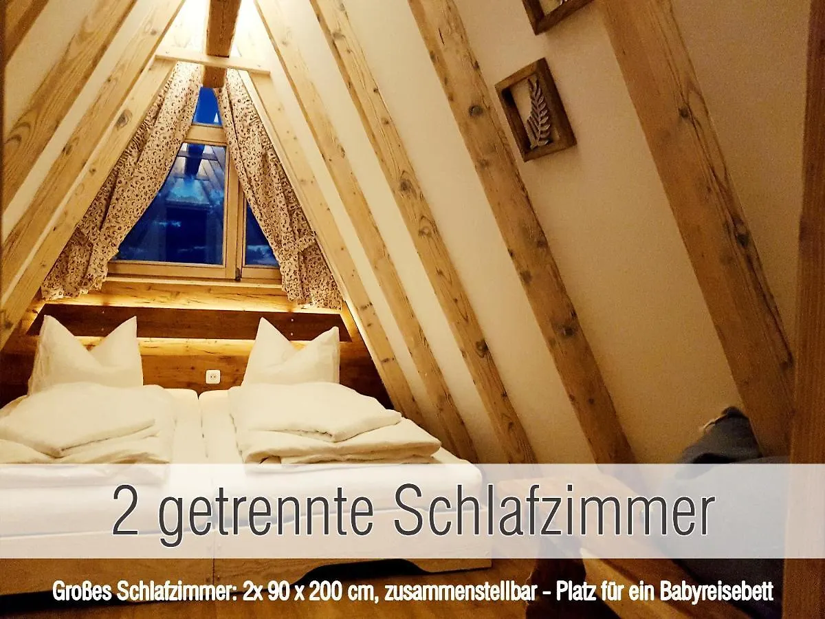 Huette41: Ganze Huette Nah Am See Mit Privatem Whirlpool, Sauna. Umzaeunt. Waldkirchen