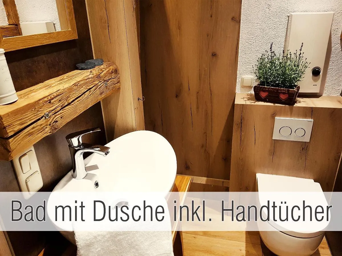 Huette41: Ganze Huette Nah Am See Mit Privatem Whirlpool, Sauna. Umzaeunt. Waldkirchen Germany