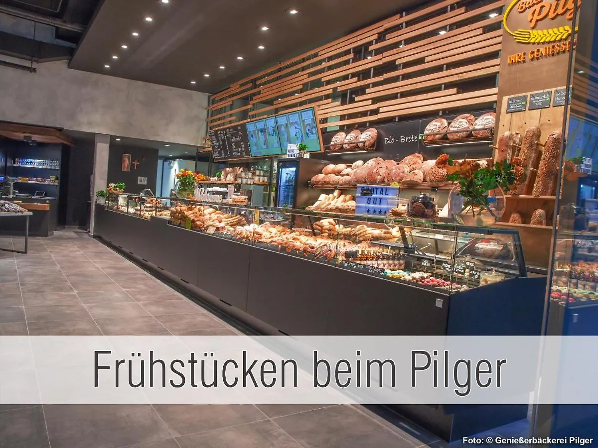 Dom wakacyjny Huette41: Ganze Huette Nah Am See Mit Privatem Whirlpool, Sauna. Umzaeunt. Waldkirchen Niemcy